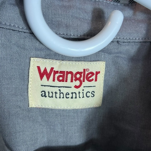 Wrangler Authentics Men's Long Sleeve Flannel Shirt, Large - Picture 6 of 8